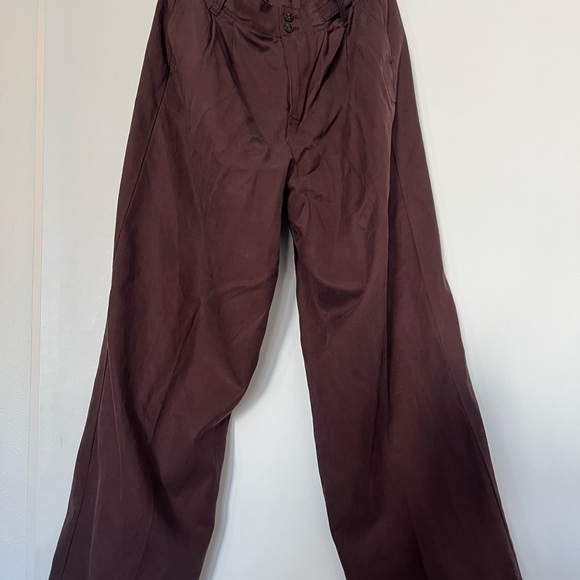 Madewell Harlow Wide-Leg Pants in chocolate raisin - Picture 2 of 5